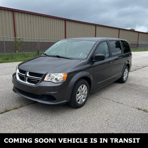 Used 2017 Dodge Grand Caravan SE image 1