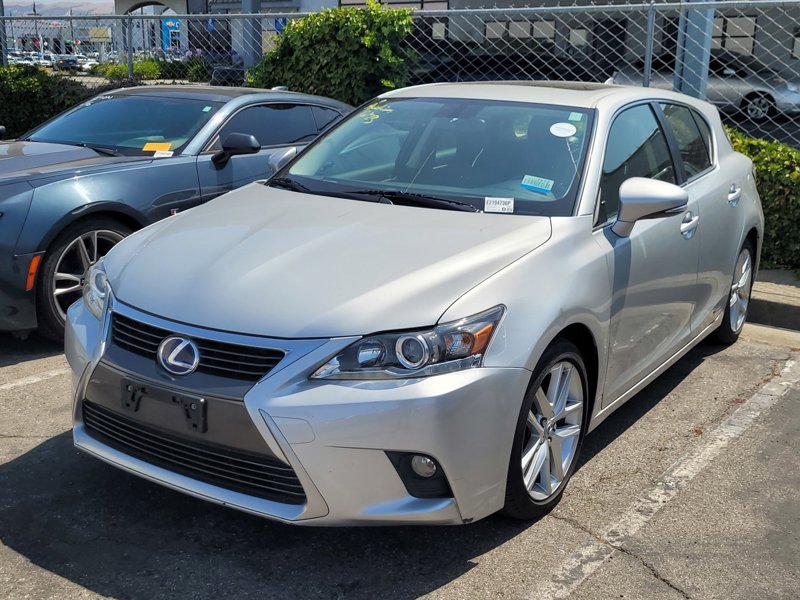 Used 2014 Lexus CT 200h image 1