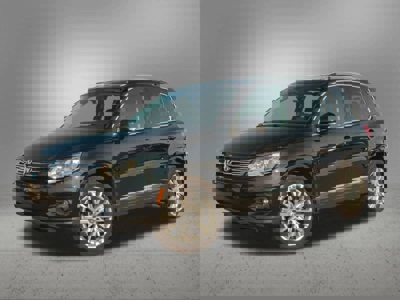 Used 2016 Volkswagen Tiguan SE image 1