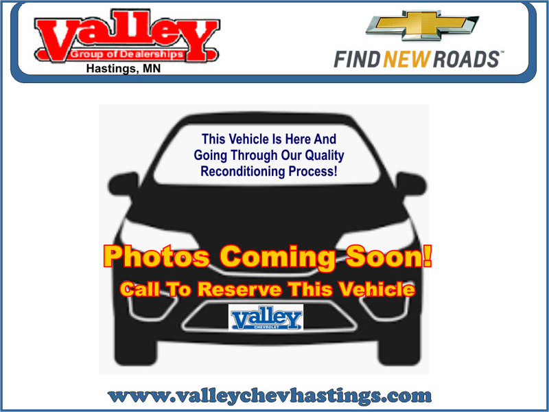 Used 2017 GMC Sierra 1500 SLE w/ SLE Value Package image 1