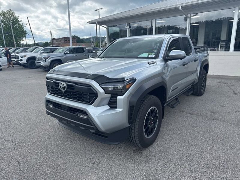 Certified 2024 Toyota Tacoma TRD Off-Road w/ TRD Off Road Premium Package image 1