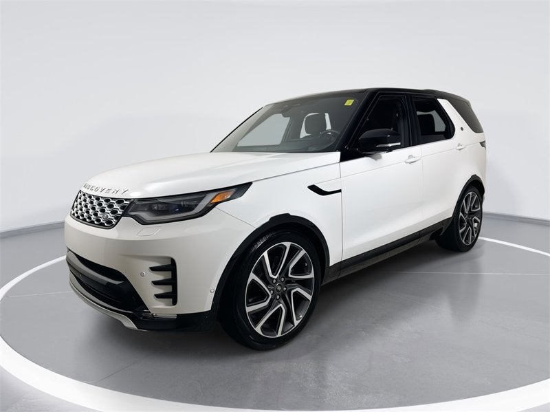 Certified 2024 Land Rover Discovery Metropolitan Edition image 1