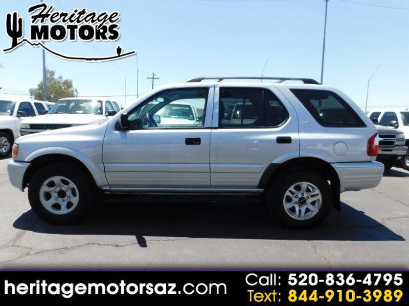 Used 2002 Isuzu Rodeo S image 1