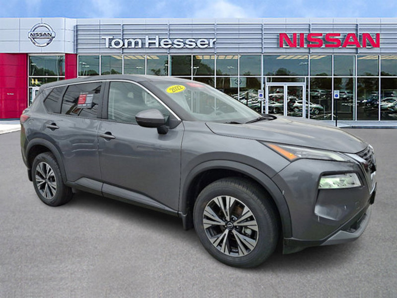 Certified 2022 Nissan Rogue SV image 1