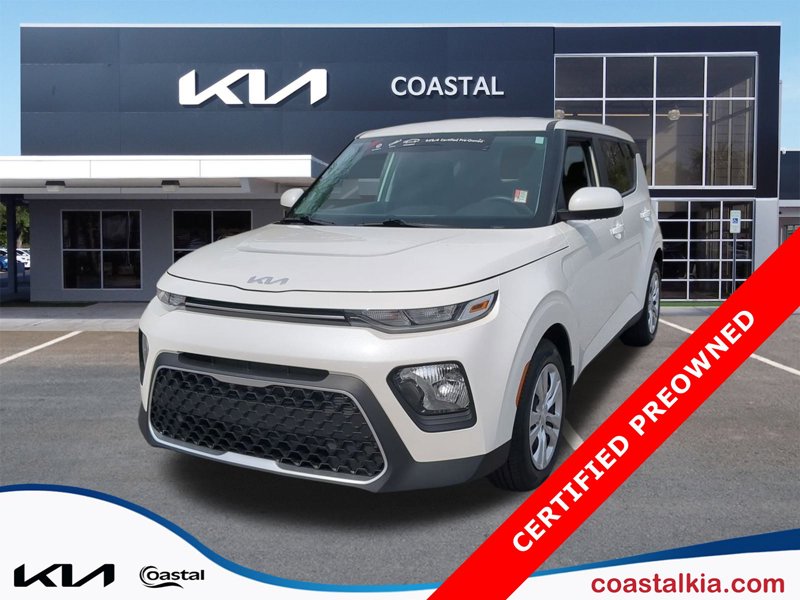 Certified 2022 Kia Soul LX image 1