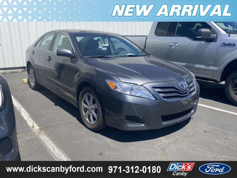 Used 2011 Toyota Camry image 1