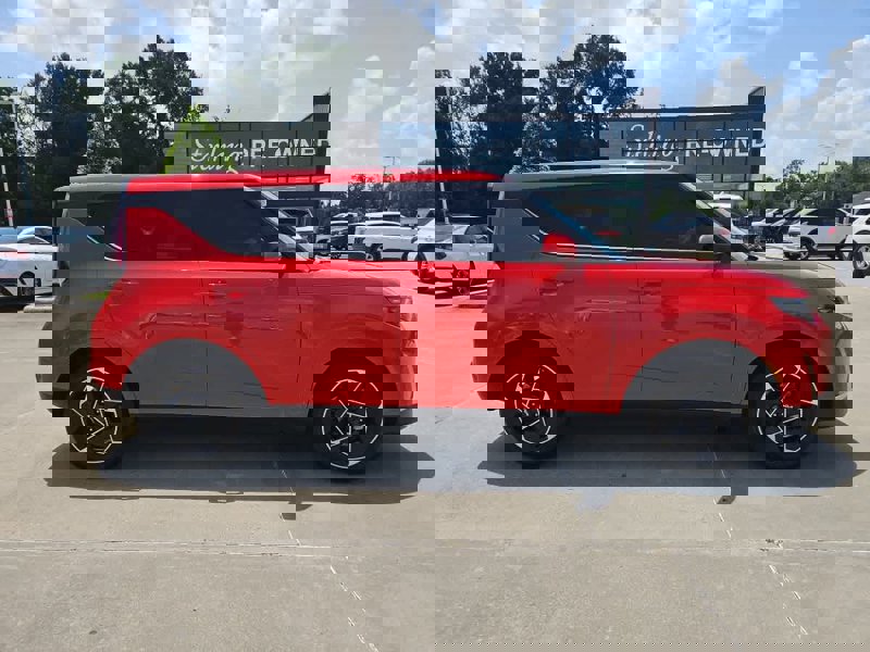 Certified 2023 Kia Soul EX image 1