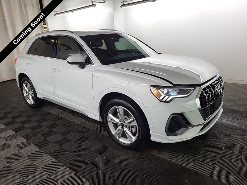 Used 2024 Audi Q3 2.0T Premium w/ Convenience Package image 1