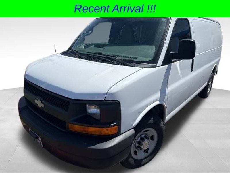Used 2013 Chevrolet Express 2500 image 1