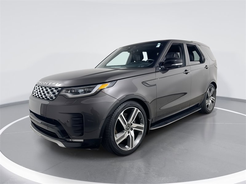 Certified 2024 Land Rover Discovery Metropolitan Edition image 1