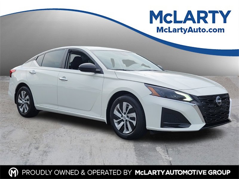 Certified 2025 Nissan Altima 2.5 S image 1