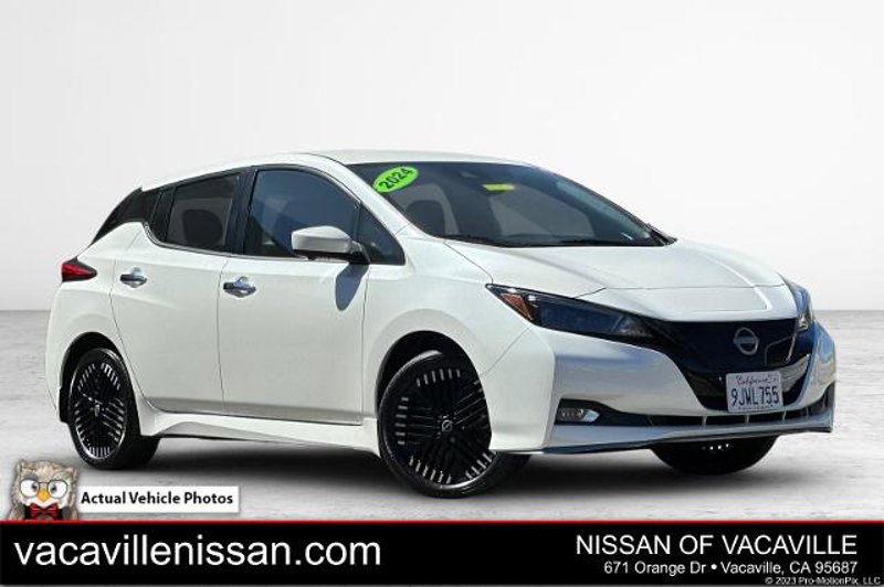 Certified 2024 Nissan Leaf SV Plus image 1
