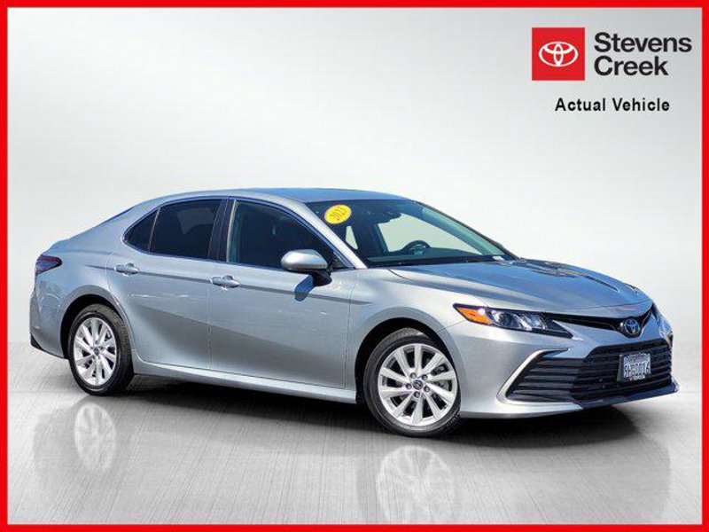 Certified 2023 Toyota Camry LE image 1