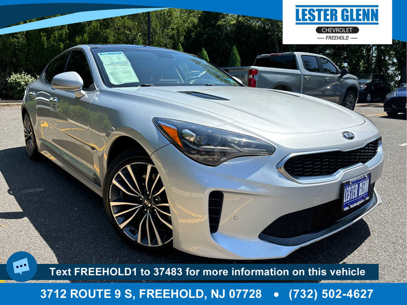 Used 2018 Kia Stinger Premium image 1