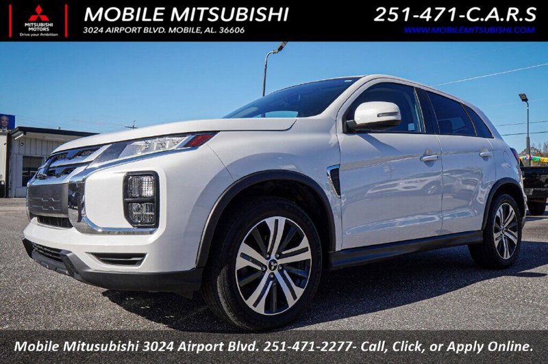 Used 2021 Mitsubishi Outlander Sport SE image 1