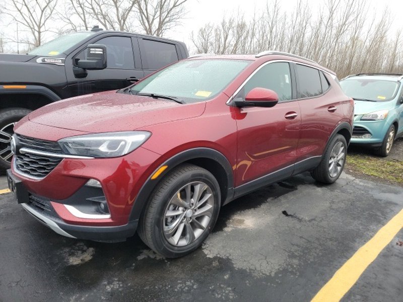 Used 2022 Buick Encore GX Essence w/ Experience Buick Package image 1