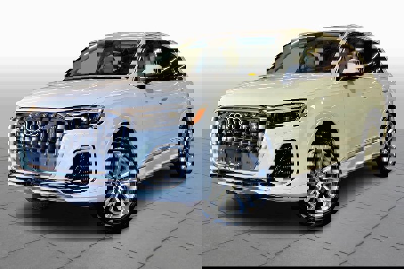 Certified 2025 Audi Q7 3.0T Premium Plus w/ Premium Plus Package image 1