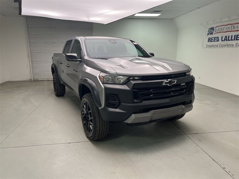 Certified 2023 Chevrolet Colorado Trail Boss w/ LPO, Dark Essentials Package image 1
