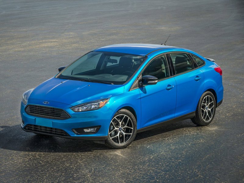 Used 2018 Ford Focus SE image 1