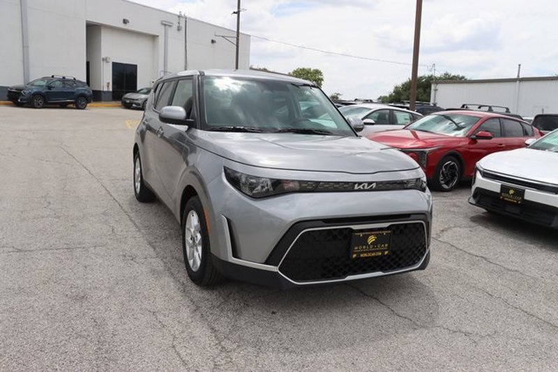 Certified 2024 Kia Soul LX w/ Option Group 015 image 1