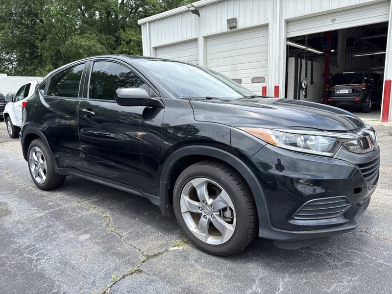 Used 2022 Honda HR-V LX image 1