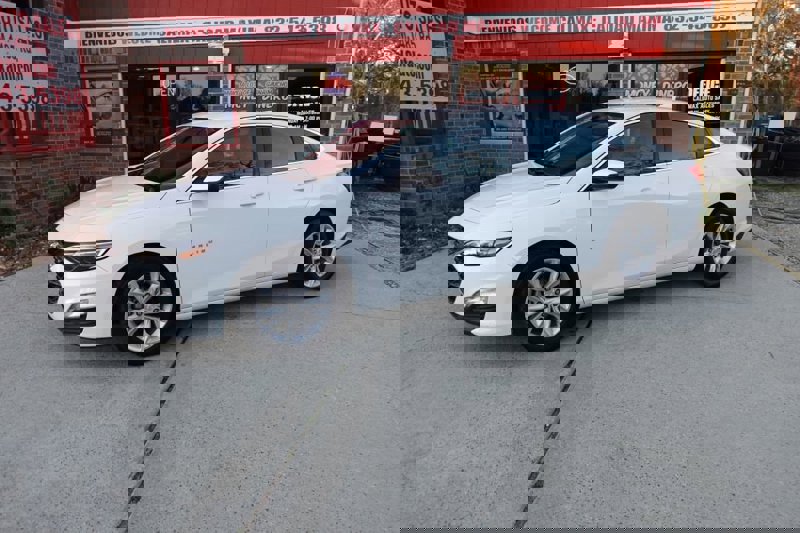 Used 2023 Chevrolet Malibu LT w/ Driver Confidence Package image 1
