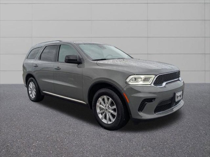 Certified 2024 Dodge Durango SXT image 1