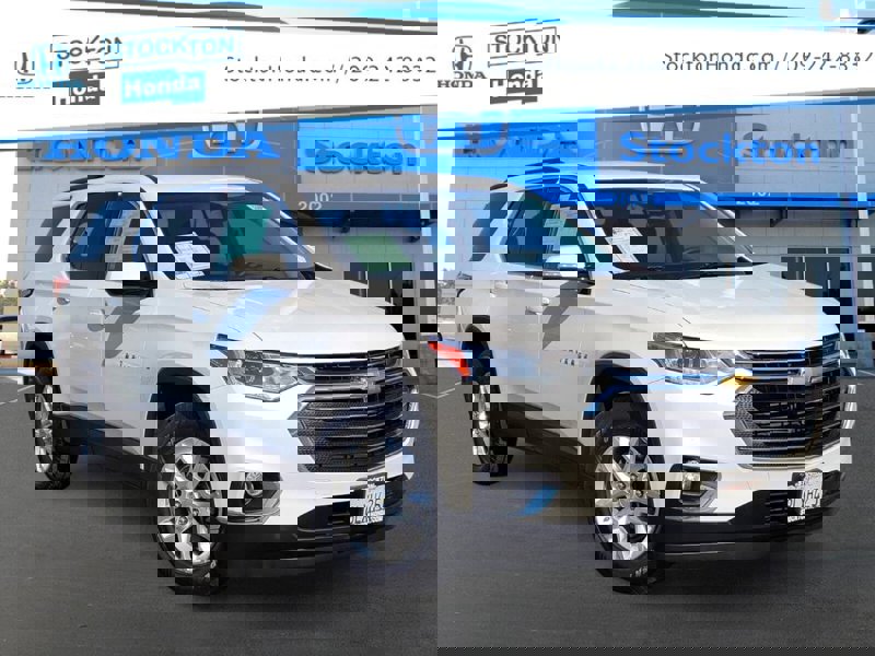Used 2019 Chevrolet Traverse LT image 1