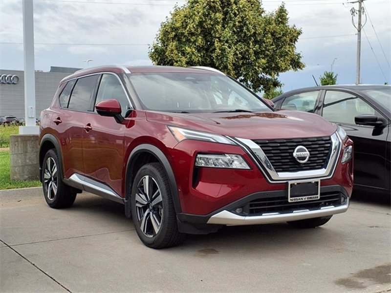 Certified 2021 Nissan Rogue Platinum image 1