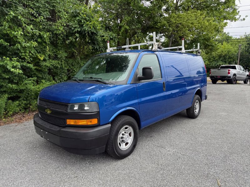 Used 2019 Chevrolet Express 2500 image 1