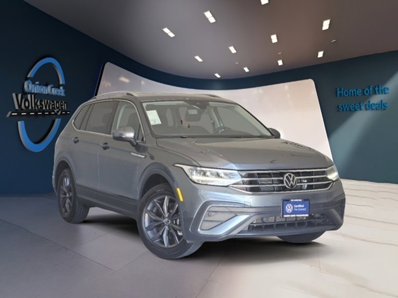 Certified 2024 Volkswagen Tiguan SE image 1