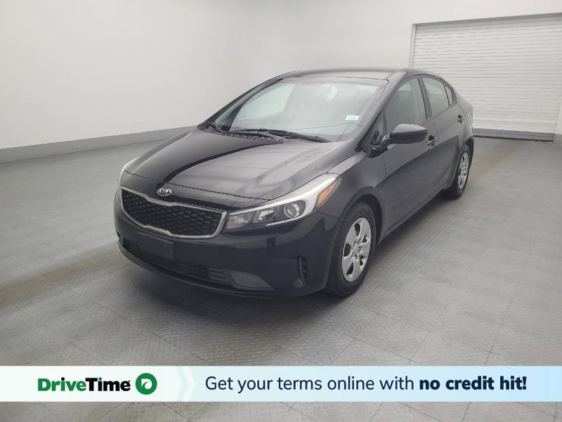 Used 2017 Kia Forte LX image 1