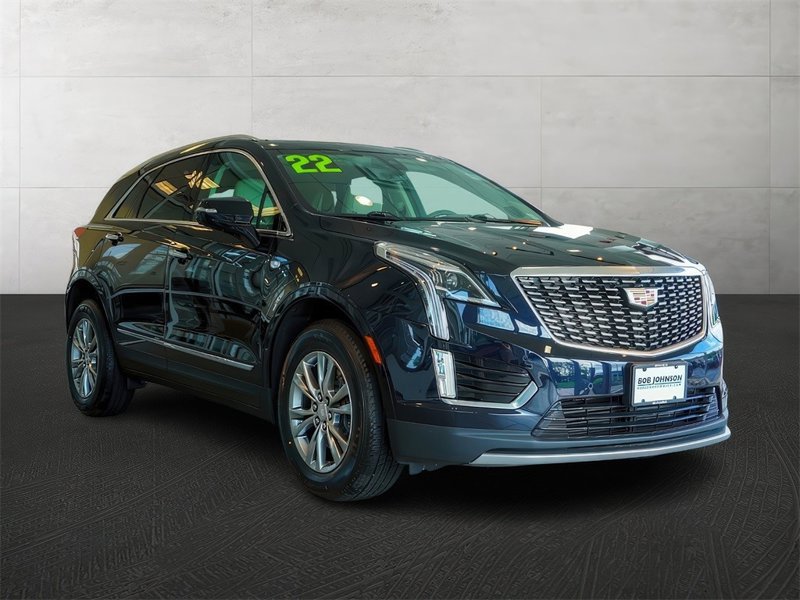 Certified 2022 Cadillac XT5 Premium Luxury image 1