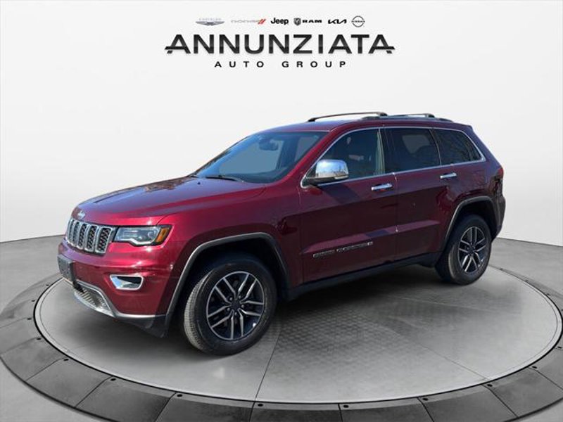 Certified 2022 Jeep Grand Cherokee Limited w/ Tech Group image 1
