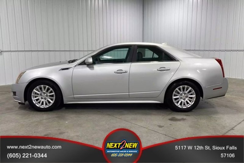 Used 2012 Cadillac CTS Luxury image 1