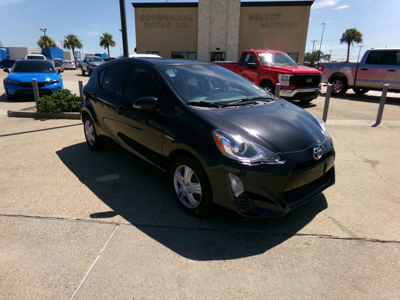 Used 2016 Toyota Prius C Two image 1