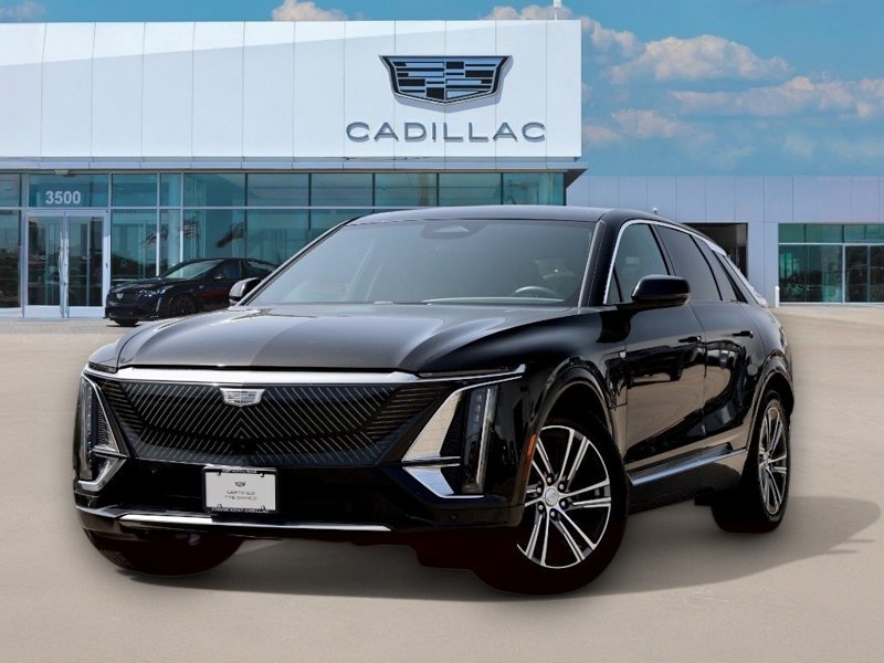 Certified 2024 Cadillac Lyriq Luxury image 1
