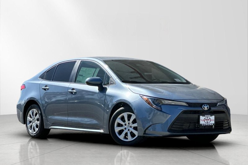 New 2025 Toyota Corolla LE image 1