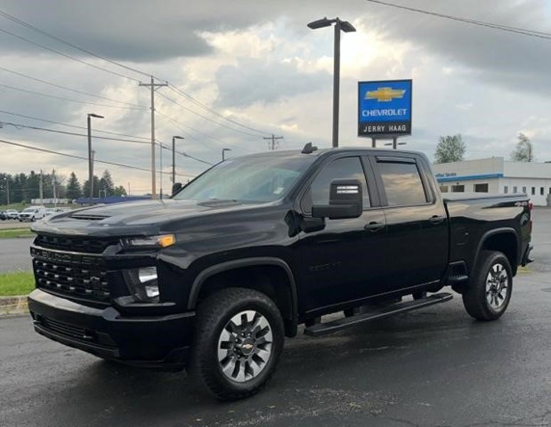 Certified 2022 Chevrolet Silverado 2500 Custom w/ Custom Value Package image 1
