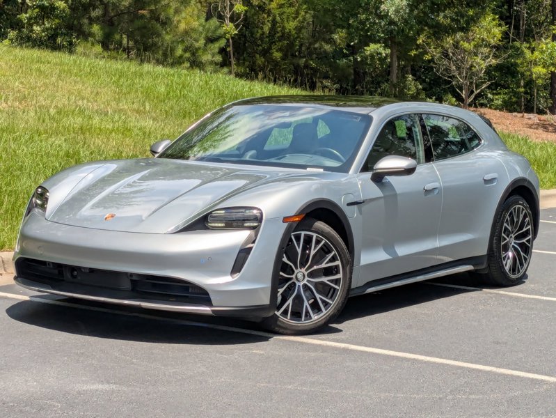 Certified 2023 Porsche Taycan 4S image 1