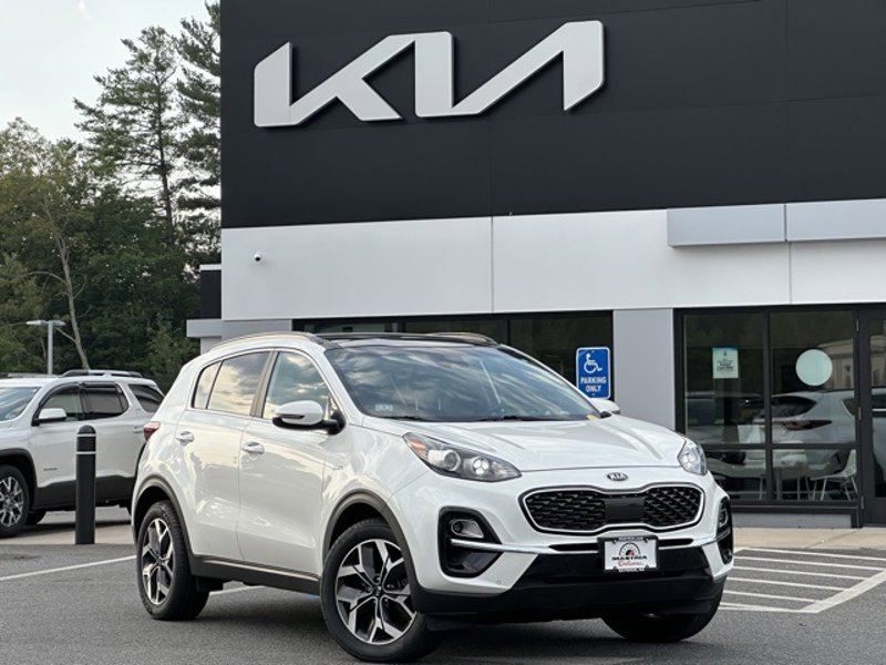 Certified 2021 Kia Sportage EX w/ EX Technology Package image 1