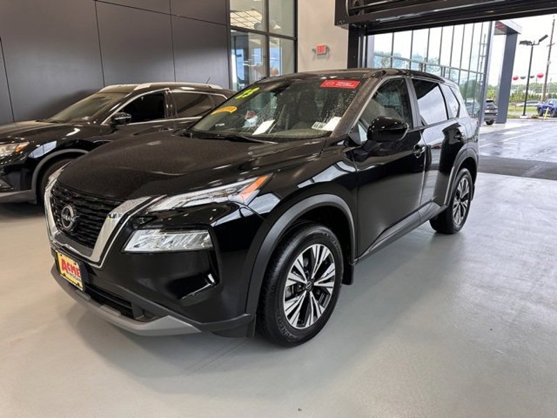 Certified 2023 Nissan Rogue SV image 1