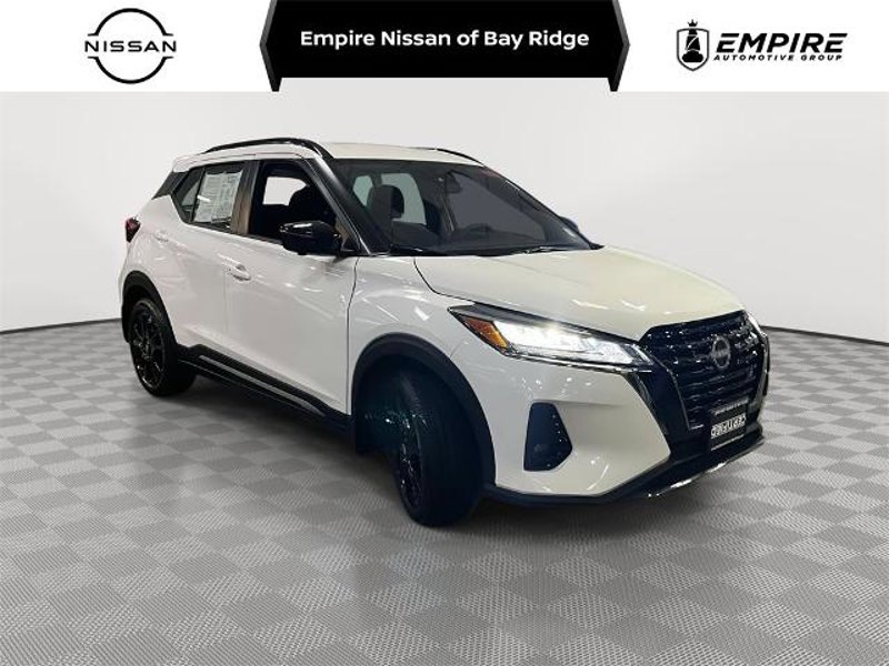 Certified 2024 Nissan Kicks SR image 1