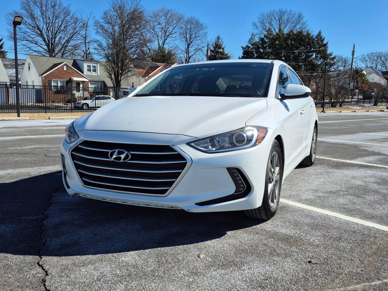 Used 2017 Hyundai Elantra SE w/ SE A/T Tech Package 03 image 1