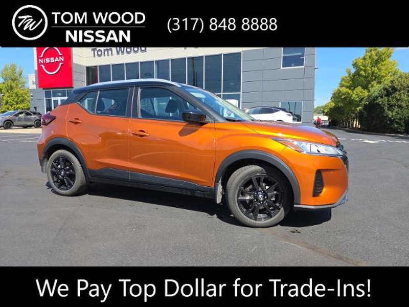 Certified 2023 Nissan Kicks SV image 1