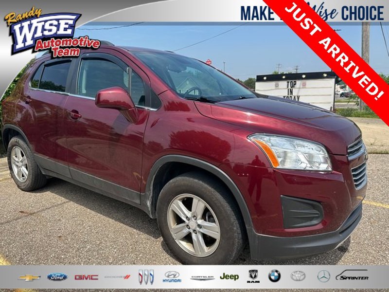 Used 2016 Chevrolet Trax LT w/ LT Convenience Package image 1