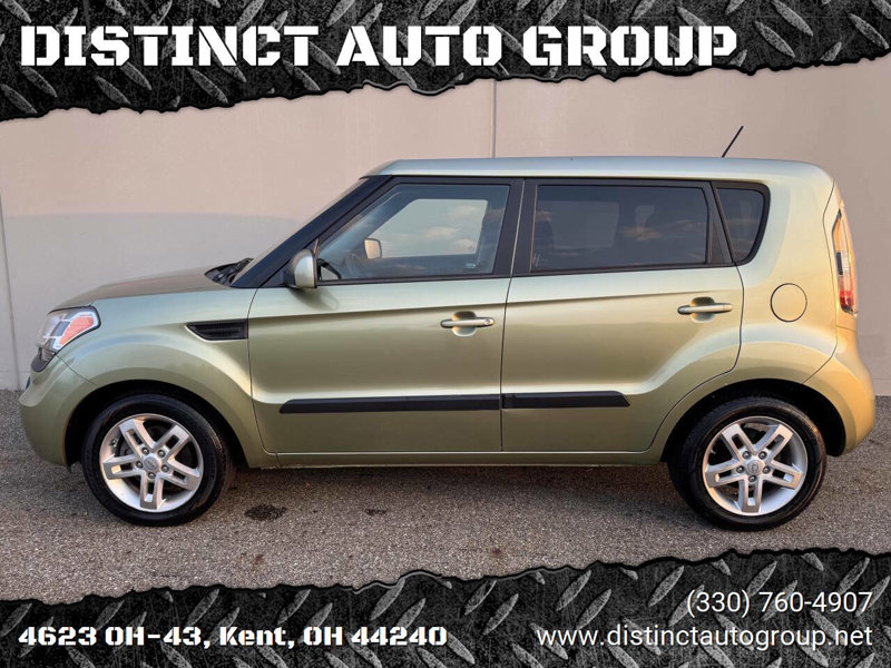 Used 2011 Kia Soul + image 1
