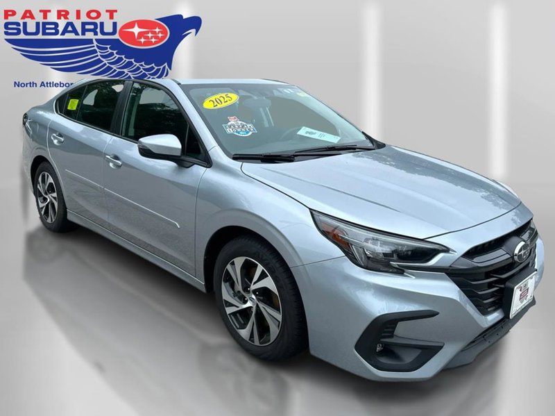 Certified 2025 Subaru Legacy Premium image 1