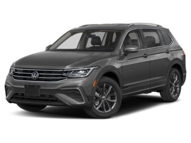 Used 2022 Volkswagen Tiguan SE image 1