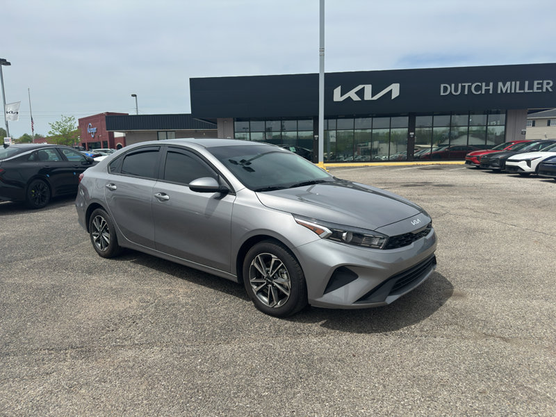 Certified 2024 Kia Forte LXS image 1
